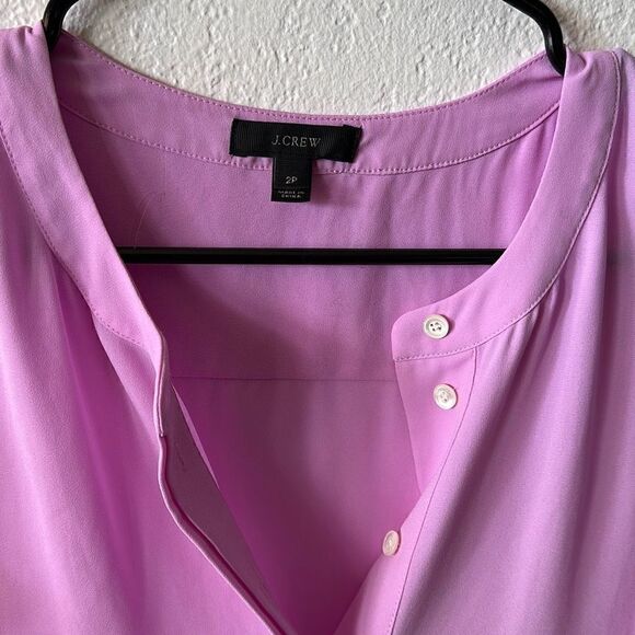 J.crew Size 2 Petite Pink lightweight blouse - Picture 3 of 4